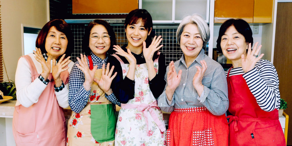 料理洗濯から出産立会いまで。第二のお母さんができる、シニアの就労支援サービス